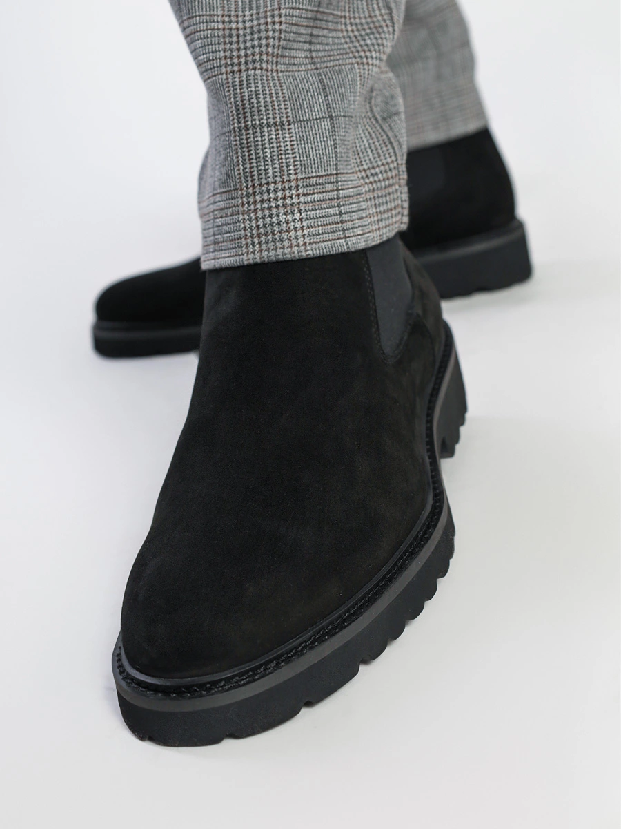 Ботинки-челси черного цвета из нубука